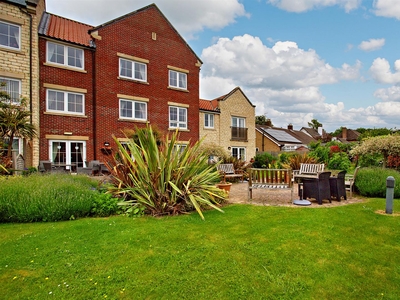 2 Bedroom Retirement Apartment For Sale in Pickering, North Yorkshire