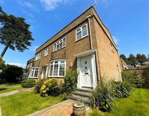 3 Bedroom End Of Terrace House For Sale In Bournemouth