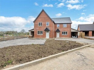 3 Bedroom Semi-detached House For Sale In Diss, Suffolk