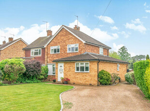 4 Bedroom Semi-detached House For Sale In Great Bookham, Leatherhead