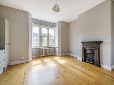 Barry Road, East Dulwich, London, SE22 2 bedroom flat/apartment