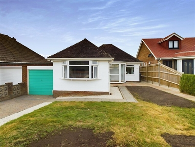 3 bedroom detached bungalow for sale in Hollingbury Gardens, Findon Valley, Worthing BN14 0EB, BN14