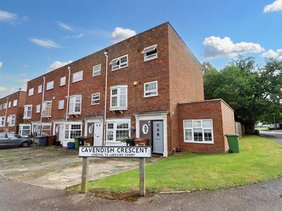 Town house for sale in Cavendish Crescent, Elstree, Borehamwood WD6