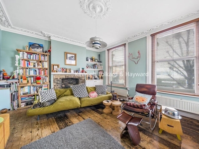 3 bedroom Flat for sale in High Road, North Finchley N12