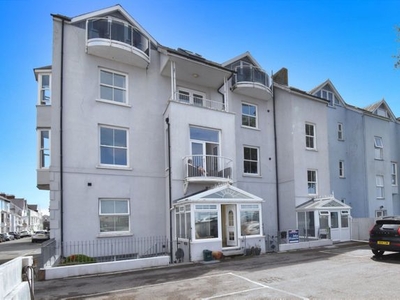Flat for sale in Flat 1, Southbay Apartments, Tenby SA70