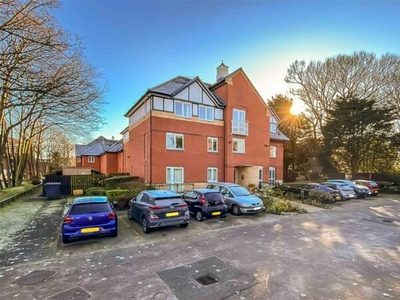 1 Bedroom Retirement Property For Sale In Chase Close, Birkdale