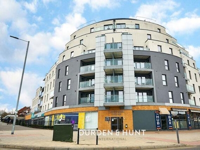 2 Bedroom Apartment For Sale In Loughton