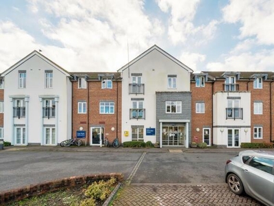 2 Bedroom Block Of Apartments For Sale In Thatcham