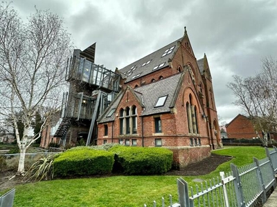 2 Bedroom Flat For Sale In Prestwich, Manchester