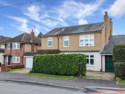 3 Bedroom Detached House For Sale In Abbots Langley, Hertfordshire