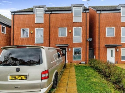 3 Bedroom Town House For Sale In Bilston