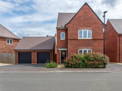 4 Bedroom Detached House For Sale In Stewartby, Bedfordshire