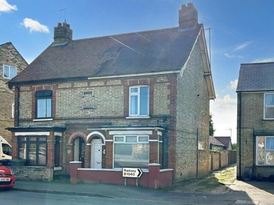4 Bedroom Terraced House For Rent In St Ives, Cambs