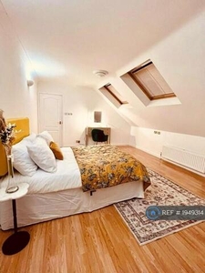 2 Bedroom Flat For Rent In Cambridge