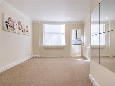 2 bedroom property to let in Queensborough Terrace Bayswater W2