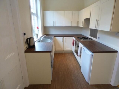 2 Bedroom Terraced House For Sale In Cleckheaton, West Yorkshire