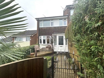 2 Bedroom Town House For Sale In North Chadderton