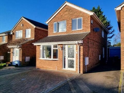 3 Bedroom Detached House For Sale In Cherry Lodge