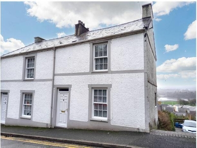 3 Bedroom End Of Terrace House For Sale In Bangor, Gwynedd