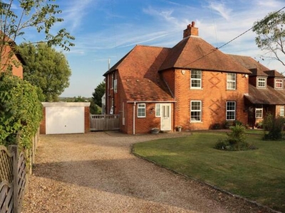 3 Bedroom Semi-detached House For Sale In Olney