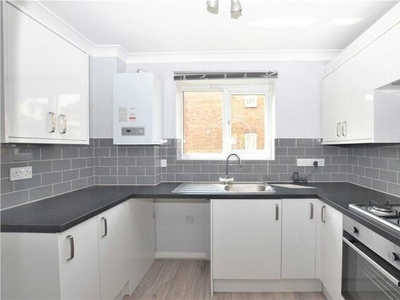3 Bedroom Terraced House For Sale In Cowes