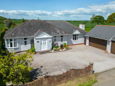 4 Bedroom Bungalow For Sale In Gloucestershire
