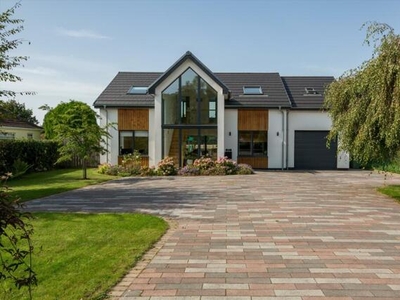 4 Bedroom Detached House For Sale In Almondsbury, South Gloucestershire