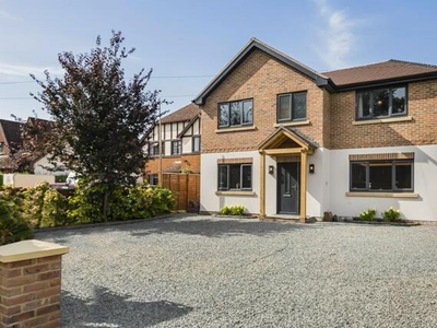 4 Bedroom Detached House For Sale In Caversham