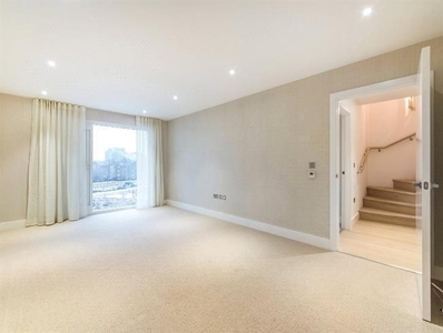 4 bedroom property to let in Central Avenue London SW6