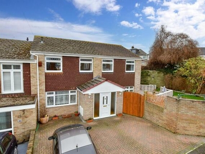 4 Bedroom Semi-detached House For Sale In Dartford