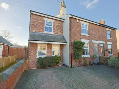 4 Bedroom Semi-detached House For Sale In Ormskirk, Lancashire