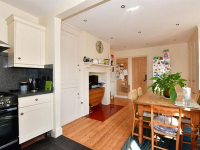 4 Bedroom Semi-detached House For Sale In Shanklin