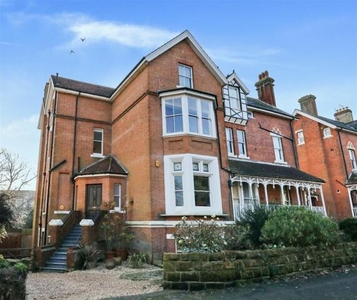 8 Bedroom Semi-detached House For Sale In St. Leonards-on-sea