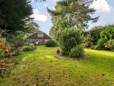 Bungalow for sale in Commons Road, Wokingham, Berkshire RG41