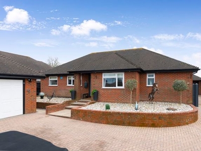 Bungalow for sale in Duncliffe View, East Stour SP8