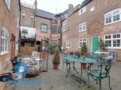 Cottage to rent in Lincoln Street, Nottingham NG1