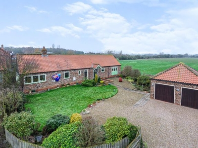 Detached bungalow for sale in Field Cottage, Gribthorpe DN14
