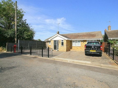 Detached bungalow for sale in Grange Road, Pitstone, Buckinghamshire LU7