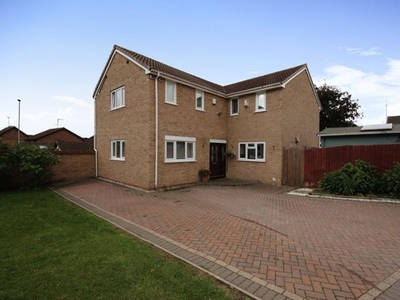 Detached house for sale in 11 Bramble End, Northampton, Northamptonshire NN4