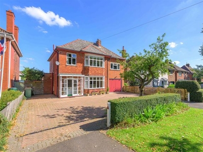Detached house for sale in Barrowby Road, Grantham NG31
