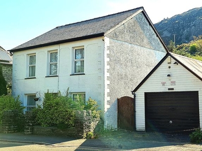 Detached house for sale in Heol Manod Road, Gwynedd, Blaenau Ffestiniog LL41