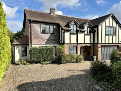 Detached house for sale in Hillwood Close, Hutton Mount, Brentwood CM13