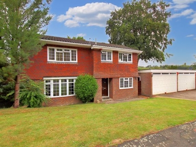 Detached house for sale in Kersey Drive, Selsdon, South Croydon CR2