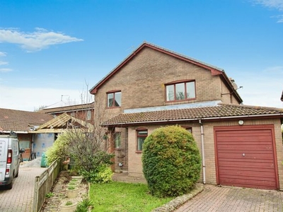 Detached house for sale in Meadow View Court, Sully, Penarth CF64