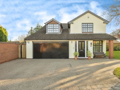 Detached house for sale in Park Road, Bawtry, Doncaster DN10