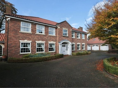 Detached house for sale in Rose Gardens, Retford DN22