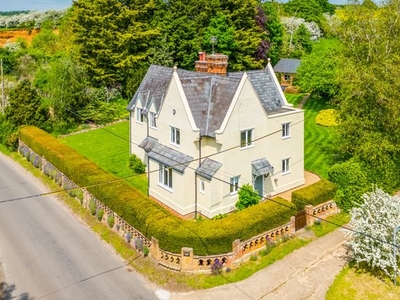Detached house for sale in Walkern Road, Watton At Stone, Hertford, Hertfordshire SG14