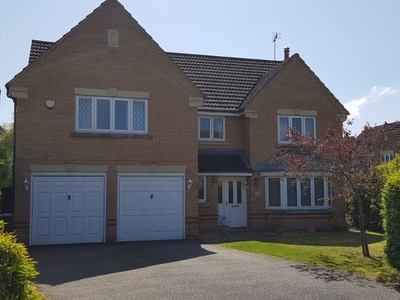 Detached house to rent in Comfrey Close, Rushden NN10