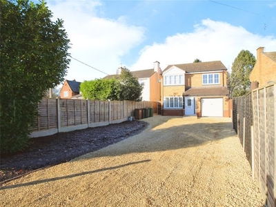 Detached house to rent in Droitwich Road, Hanbury, Bromsgrove, Worcestershire B60