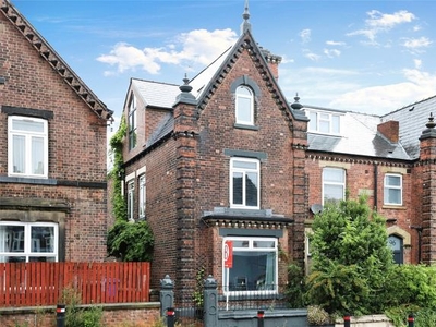 End terrace house for sale in Chesterfield Road, Sheffield, South Yorkshire S8